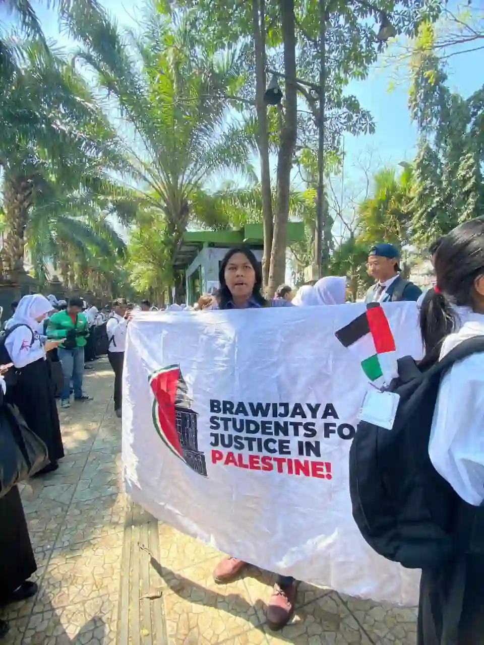 UB SJP Mahasiswa Baru Universitas Brawijaya 2024 Gaungkan Dukungan Palestina
