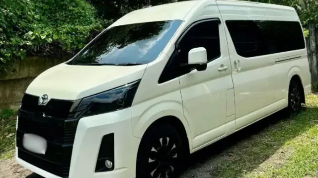 Layanan Sewa Mobil Elf Hiace Malang yang Nyaman di Tahun 2025